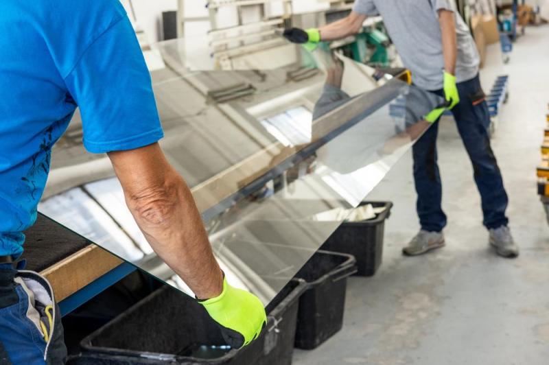 Verre, plastique ou carrelage, quels mat&eacute;riaux confier &agrave; la d&eacute;coupe sur mesure pr&egrave;s de Saverne ?